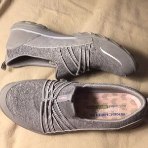 Classic Fit Grey Skechers